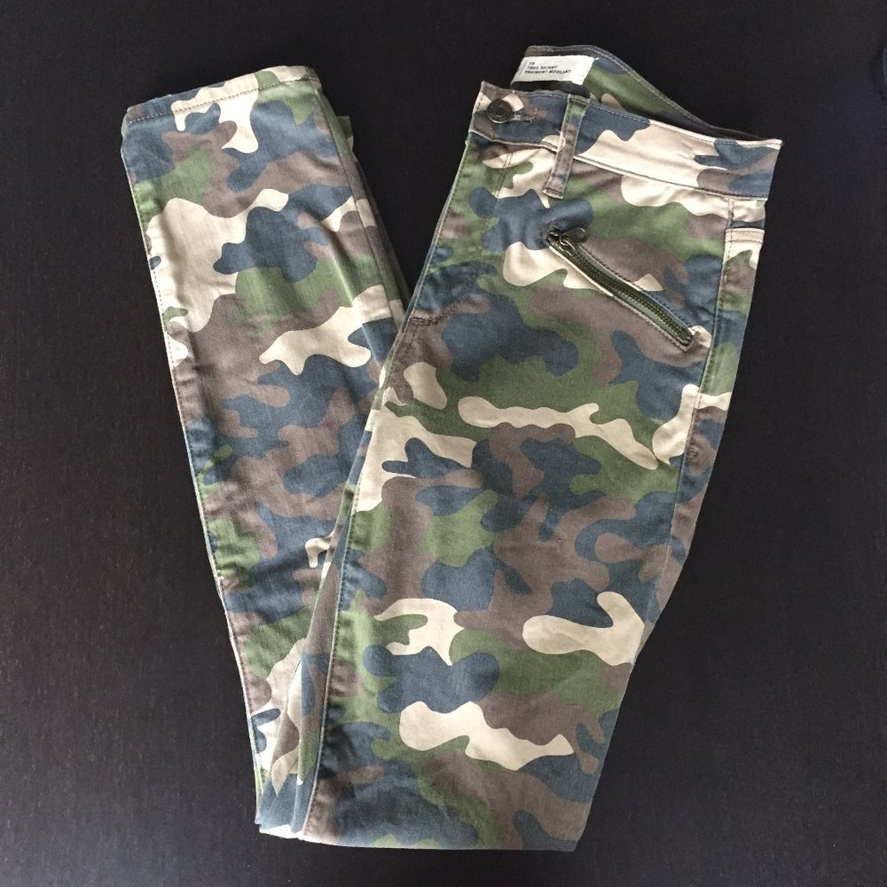 Gap Camo Pants